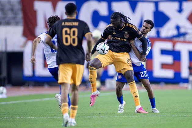 October 15, 2026, Split, Dalmatia, Croatia: Toluwalase Arokodare (AFC Ajax) 99 and Mathieu Acapandie ( HNK HAJDUK Split) 22 in action during he UEFA Conference League match between HNK Hajduk Split (CRO) and AFC Ajax Amsterdam (NL) at Poljud Stadium. Split Croatia - ZUMAp210 20261015_zsp_p210_040 Copyright: xMajaxPrgometx