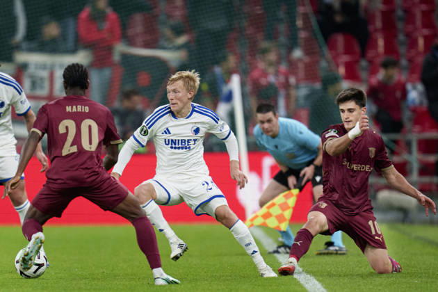 DENMARK: Conference League: FC Copenhagen - SC Braga DENMARK: Conference League: FC Copenhagen - SC Braga FCK s Birger Meling between SC Braga s Pau Victor and Mario Dorgeles during the UEFA Conference League match between FC Copenhagen and SC Braga at Parken in Copenhagen on Thursday, October 15, 2026. Photo: Liselotte Sabroe Ritzau Scanpix , Copenhagen Denmark
