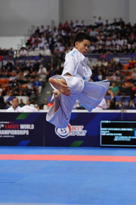 2026 World Cadet, Junior & U21, U 21 Karate Championships BIELSKO-BIALA, POLAND - OCTOBER 16: Edmond Zhuo of the United States performs during the cadet male individual kata semi-final at the 2026 World Cadet, Junior & U21 Karate Championships at Hala Pod Debowcem on October 16, 2026 in Bielsko-Biala, Poland. Bielsko-Biala Hala Pod Debowcem Poland Copyright: x2026xKaratexInsights PSxImagesxMartinxKremser KaratexInsightsx