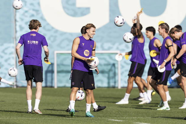 October 16, 2026, Sant Joan Despi, Barcelona, Spain: Fermin Lopez during the training day of FC Barcelona, Barca ahead the Spanish League, Laliga EA Sports, football match against Real Betis at Ciudad Esportiva Joan Gamper on October 16, 2026 in Sant Joan Despi, Barcelona, Spain. FC Barcelona Training And press conference, PK, Pressekonferenz - LaLiga EA Sports  - ZUMAa181 20261016_zaa_a181_042 Copyright: xJavierxBorregox