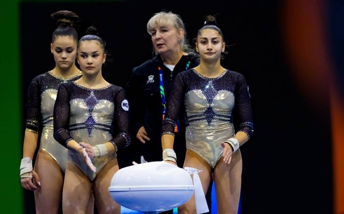 ROTTERDAM - The Russian gymnastics team in the run-up to the World Championships in Ahoy Rotterdam. Earlier this year, the International Gymnastics Federation lifted Russia s suspension for aggression against Ukraine, but the rules of the European Union and the Netherlands require that Russia cannot compete under its own flag. For this reason, the country is competing under the name World Gymnastics 2. IRIS VAN DEN BROEK ANP xVIxANPxSportx xxANPxIVx 572631239 originalFilename: 572631239.jpg