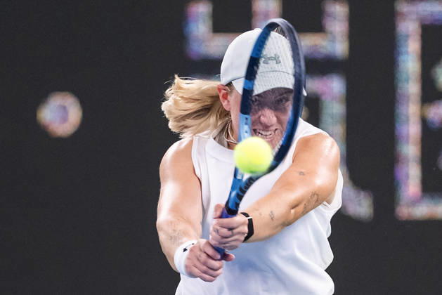 October 16, 2026, Wuhan, Hubei, China: Sonay Kartal of UK seen in action with Elina Svitolina of Ukraine (Not in view) during the Wuhan Open final match at the Optics Valley International Tennis Center. Sonay Kartal defeated Elina Svitolina with a score of 6-2, 2-6, 6-4. 2026 WTA, Tennis Damen Wuhan Open: Sonay Kartal - Elina Svitolin In China - 16 Oct  - ZUMAs197 20261016_aaa_s197_135 Copyright: xRenxYongx