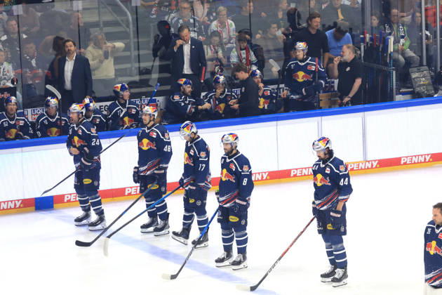 16.10.2026, DEU, GER, Eishockey, 9.Spieltag, Saison 2026 27, Berlin, Eisbaeren Berlin vs. RB Muenchen RedBull Muenchen-Spieler, Starting 6 nordphoto GmbH Engler Berlin Uber-Arena Berlin Deutschland Copyright: xNordphotox xEnglerx