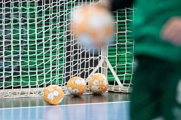 Handball, HBL2: SC DHfK Leipzig - ASV Hamm-Westfalen; 16.10.2026 Mehrere Bälle liegen im Tor-Netz. Symbolbild, Feature, Handball. Handball, 2. Bundesliga, Saison 2026 2027, 8. Spieltag: SC DHfK Leipzig vs. ASV Hamm-Westfalen am 16.10.2026 in der Quarterback Immobilien Arena Leipzig. Copyright: xBEAUTIFULxSPORTS JanxKaeferx