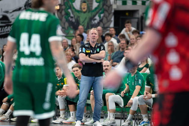 Handball, HBL2: SC DHfK Leipzig - ASV Hamm-Westfalen; 16.10.2026 Cheftrainer Frank Carstens (SC DHfK Leipzig). Handball, 2. Bundesliga, Saison 2026 2027, 8. Spieltag: SC DHfK Leipzig vs. ASV Hamm-Westfalen am 16.10.2026 in der Quarterback Immobilien Arena Leipzig. Copyright: xBEAUTIFULxSPORTS JanxKaeferx