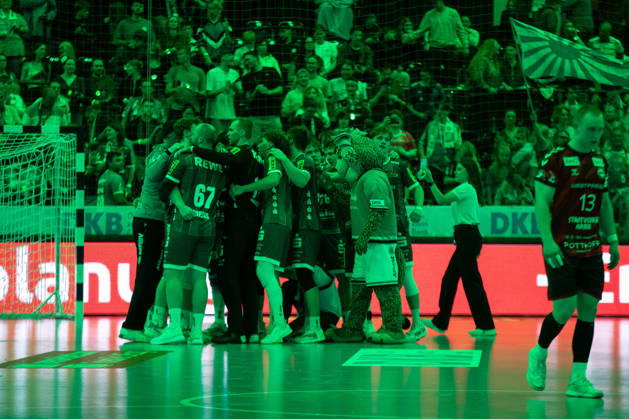 Handball, HBL2: SC DHfK Leipzig - ASV Hamm-Westfalen; 16.10.2026 Siegesjubel in Grün beim SC DhfK Leipzig. Handball, 2. Bundesliga, Saison 2026 2027, 8. Spieltag: SC DHfK Leipzig vs. ASV Hamm-Westfalen am 16.10.2026 in der Quarterback Immobilien Arena Leipzig. Copyright: xBEAUTIFULxSPORTS JanxKaeferx