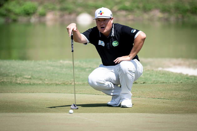 October 17, 2026, Coloane, Macao Sar, China: Sungjae IM.Round 3 in the Macao Open Golf at Macau Golf & Country Club. Coloane China - ZUMAr144 20261017_zap_r144_038 Copyright: xJaynexRussellx