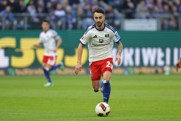 2026.10.17 xfsx Fussball 1. Bundesliga Hamburger Sportverein - VfB Stuttgart v.l. Fabio Daniel Ferreira Vieira (Hamburger SV, 20) in aktion, in action (DFL DFB regulations prohibit any use of photographs as image sequences and or quasi-video. Copyright: HMBxMedia FernandoxSoares