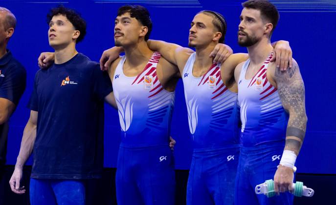 ROTTERDAM - Jermain Gruenberg, Loran de Munck, Amine Abaidi and Casimir Schmidt during the qualifications at the World Gymnastics Championships in Rotterdam Ahoy. IRIS VAN DEN BROEK ANP xVIxANPxSportx xxANPxIVx 572725536 originalFilename: 572725536.jpg
