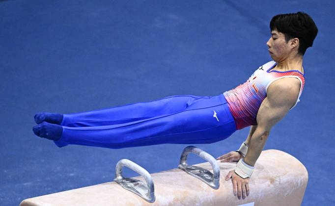 Netherlands Artistic Gymnastics World Championships Qualifiers 9266803 17.10.2026 Japan™s Ryosuke Doi competes on the pommel horse during the men s qualification of the 2026 World Artistic Gymnastics Championships in Rotterdam, the Netherlands. Alexey Filippov Sputnik Rotterdam Netherlands  Copyright: xAlexeyxFilippovx