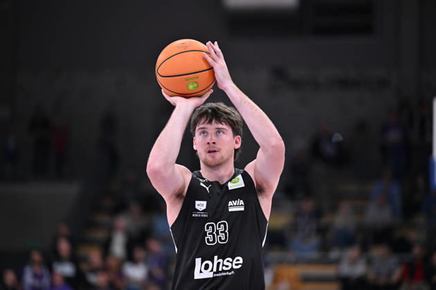BG Göttingen - Nürnberg Falcons 17.10.2026, Göttingen: Basketball; 2. Bundesliga, ProA, BG Göttingen - Nürnberg Falcons, 5. Spieltag, Sparkassen-Arena. Nate Heise (Nürnberg Falcons) wirft. Göttingen Niedersachsen Deutschland