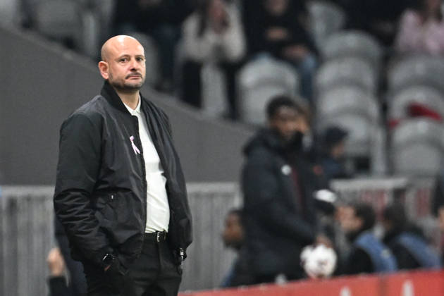 LOSC Lille v Stade Brestois 29 - Ligue 1 McDonald s 2026 2027 Julien LACHUER head coach of Stade Brestois during Ligue 1 McDonald s between Lille and Brest at Stade Pierre Mauroy on October 17, 2026 in Lille, France. Lille France  Copyright: xIconxSportx 776577018