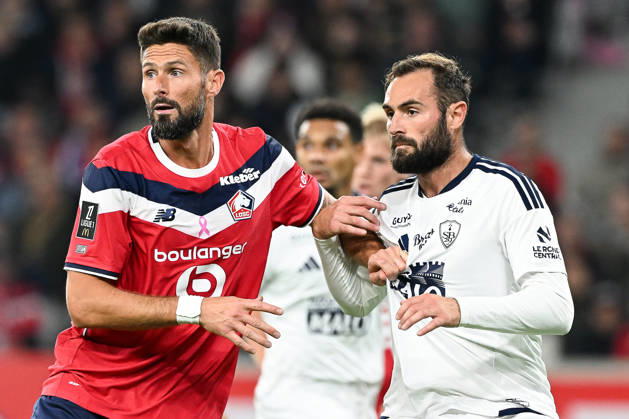 261017 Lille OSC vs Brest Olivier Giroud (9) of Lille and Lucas Tousart (29) of Brest pictured during the French Mc Donalds Ligue 1 season 2026 - 2027 matchday 7 game between Lille OSC and Stade Brest on October 17 , 2026 in Lille, France. (Photo by Jill Delsaux Isosport) Lille France  Copyright: xJillxDelsauxx DSC_2725
