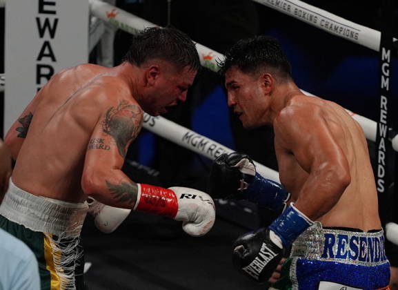BOXING: Armando Resendiz vs Koen Mazoudier in Las Vegas LAS VEGAS, NEVADA - OCTOBER 17: Armando Resendiz (in blue short) and Koen Mazoudier (in green short) exchange punches during their super middleweight fight on Saturday night at the Chelsea of The Cosmopolitan in Las Vegas, Nevada, United States on October 17, 2026. Tayfun Coskun Anadolu Nevada United States. Editorial use only. Please get in touch for any other usage.  Copyright: x2026xAnadoluxTayfunxCoskunx
