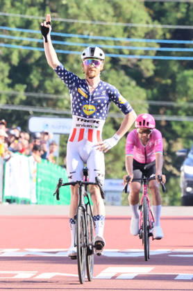 October 18, 2026, Utsunomiya, Japan - American cyclist Quinn Simmons (L) of Lidl-Trek crosses the finish line of the Utsunomiya Japan Cup Cycle Road Race while Irish Ben Healey (R) of EF Education - Easy Post follows him in Utsunomiya, 100km north of Tokyo on Sunday, October 18, 2026. Quin Simmons won the 144km race and Healey finished the runner-up. (photo by Yoshio Tsunoda AFLO) Noxthirdxpartyxsales  0869825625st YoshioxTsunodax