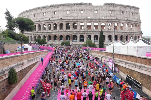 A moment of during the 3th edition of the Wizz Air Rome Half Marathon by Brooks 2026 Rome s, Italy - Sunday, October 18, 2026. ( Photo by Alfredo Falcone LaPresse )  Copyright: xAlfredoxFalcone LaPressex