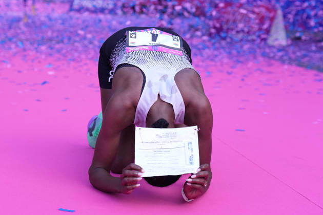 the female winner Desta Netsanet during the 3th edition of the Wizz Air Rome Half Marathon by Brooks 2026 Rome s, Italy - Sunday, October 18, 2026. ( Photo by Alfredo Falcone LaPresse )  Copyright: xAlfredoxFalcone LaPressex