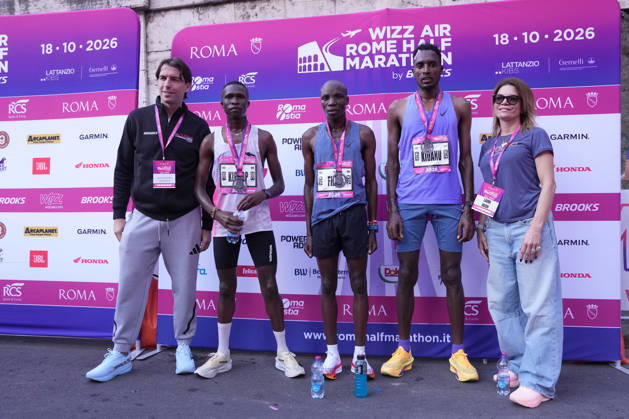 Alessandro Onorato Kiprop Elisha Kibet Filex Selemon Ataklti Laura Duchi during the 3th edition of the Wizz Air Rome Half Marathon by Brooks 2026 Rome s, Italy - Sunday, October 18, 2026. ( Photo by Alfredo Falcone LaPresse )  Copyright: xAlfredoxFalcone LaPressex