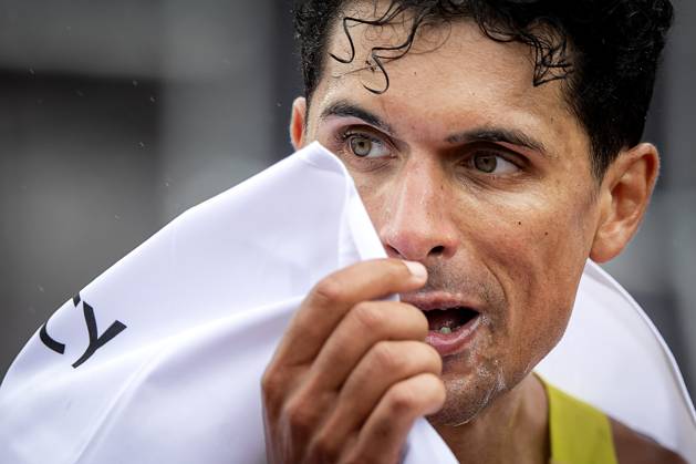 AMSTERDAM - Noah Schutte is the best Dutchman at the Amsterdam Marathon. ANP RAMON VAN FLYMEN xVIxANPxSportx xxANPxIVx 572822256 originalFilename: 572822256.jpg