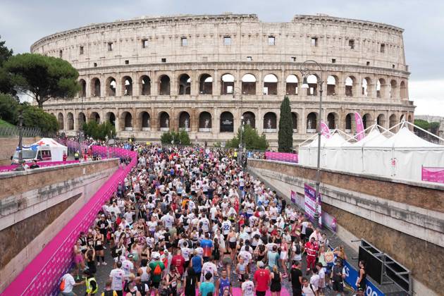 A moment of during the 3th edition of the Wizz Air Rome Half Marathon by Brooks 2026 Rome s, Italy - Sunday, October 18, 2026. ( Photo by Alfredo Falcone LaPresse )  Copyright: xAlfredoxFalcone LaPressex