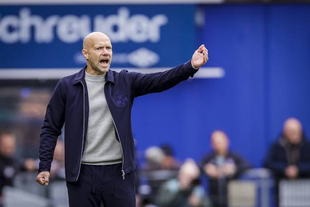 ZWOLLE , 18-10-2026 , mac3park , season 2026 2027 , Dutch Eredivisie football , match between PEC Zwolle and Go Ahead Eagles , picture shows PEC Zwolle Assistant coach Dennis van der Ree PEC - Go Ahead Eagles  x208674630x Copyright: