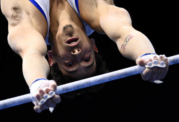 Netherlands Artistic Gymnastics World Championships Qualifiers 9267259 18.10.2026 Italy s Niccolo Vannucchi competes on the horizontal bar during the men s qualification of the 2026 World Artistic Gymnastics Championships in Rotterdam, the Netherlands. Alexey Filippov Sputnik Rotterdam Netherlands  Copyright: xAlexeyxFilippovx