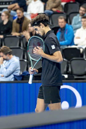 TENNIS : ATP, Tennis Herren 250 - Grand Tennis AURA - Decines (France) 18 10 2026 Pierre-Hugues HERBERT(FRA) secures a three-set victory over Jurij Rodionov during the qualifying tournament of the Auvergne Rhône-Alpes Grand Prix at the LDLC Arena in Décines on October 18, 2026. Photo Sandrine Thesillat PsNewZ  Copyright: xSandrinexTHESILLATx