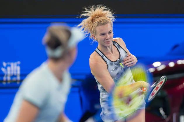 (261018) -- WUHAN, Oct. 18, 2026 -- Storm Hunter Katerina Siniakova (R) are seen during the women s doubles final match between Gabriela Dabrowski of Canada Luisa Stefani of Brazil and Storm Hunter of Australia Katerina Siniakova of the Czech Republic at the 2026 Wuhan Open tennis tournament in Wuhan, capital of central China s Hubei Province, Oct. 18, 2026. ) (SP)CHINA-WUHAN-TENNIS-WUHAN OPEN-WOMEN S DOUBLES (CN) DuxZixuan 