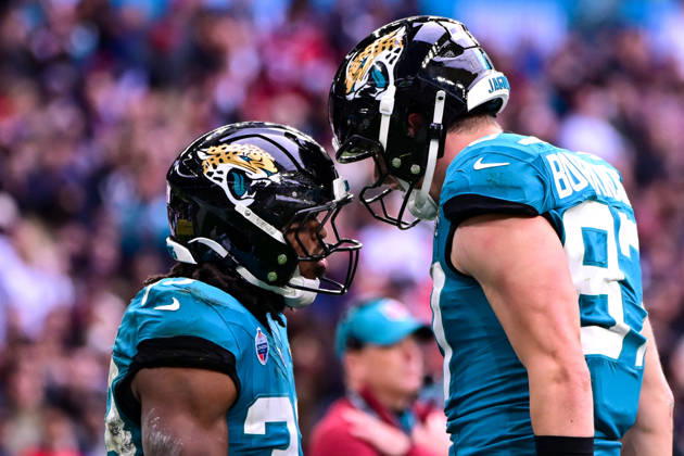Jacksonville Jaguars v Houston Texans, International Series Bhayshul Tuten (33) of Jacksonville Jaguars and Nate Boerkircher (87) of Jacksonville Jaguars during the International Series match between Jacksonville Jaguars and Houston Texans at Wembley Stadium, London, UK on 18 October 2026. Editorial use only , Copyright: xDennisxGoodwinx PSI-25022-0100