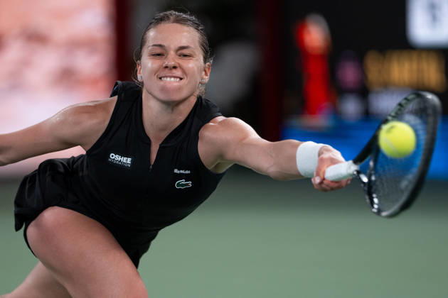 (261018) -- WUHAN, Oct. 18, 2026 -- Maja Chwalinska hits a return during the women s singles final match between Maja Chwalinska of Poland and Sonay Kartal of Britain at the 2026 Wuhan Open tennis tournament in Wuhan, capital of central China s Hubei Province, Oct. 18, 2026. ) (SP)CHINA-WUHAN-TENNIS-WUHAN OPEN-WOMEN S SINGLES-FINAL (CN) WuxZhizun 