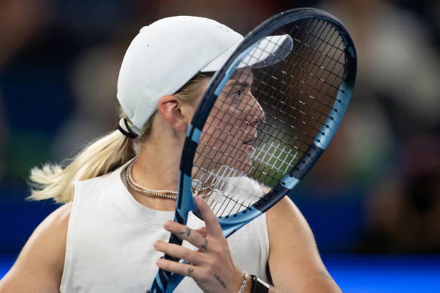 (261018) -- WUHAN, Oct. 18, 2026 -- Sonay Kartal reacts during the women s singles final match between Maja Chwalinska of Poland and Sonay Kartal of Britain at the 2026 Wuhan Open tennis tournament in Wuhan, capital of central China s Hubei Province, Oct. 18, 2026. ) (SP)CHINA-WUHAN-TENNIS-WUHAN OPEN-WOMEN S SINGLES-FINAL (CN) WuxZhizun 