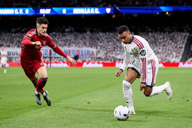 October 18, 2026, Madrid, Madrid, Spain: Kylian Mbappe of Real Madrid CF and Andres Lopez Gallo Gastrin of Sevilla FC during La Liga football match between Real Madrid CF and Sevilla at Santiago Bernabeu Stadium in Madrid, Spain, October 18, 2026 Soccer 2026: Real Madrid CF Vs Sevilla  - ZUMAa206 20261018_zsp_a206_002 Copyright: xRubenxAlbarranx