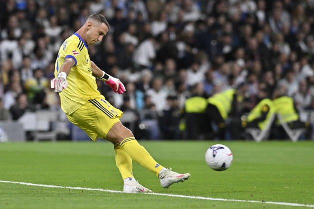 October 18, 2026, Madrid, Madrid, Spain: 1 ODYSSEAS VLACHODIMOS of Sevilla Futbol Club kicks the ball during the match on Matchday 9 of the 2026-27 National League First Division Championship between REAL MADRID C.F. and SEVILLA FC, played at the Bernabeu Stadium on October 17, 2026, in Madrid, Spain. REAL MADRID C.F. Vs. SEVILLA FC - 2026 27 National League First Division Championship 10.18.26  - ZUMAc312 20261018_zsp_c312_007 Copyright: xOscarxManuelxSanchezx