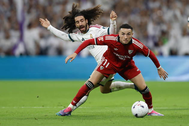 RECORD DATE NOT STATED Ruben Vargas (Sevilla FC) controls the ball under pressure during the LaLiga EA Sports match between Real Madrid CF and Sevilla FC at Estadio Santiago Bernabéu on October 18, 2026 in Madrid, Spain. (Photo by Manu Reino DeFodi Images) -