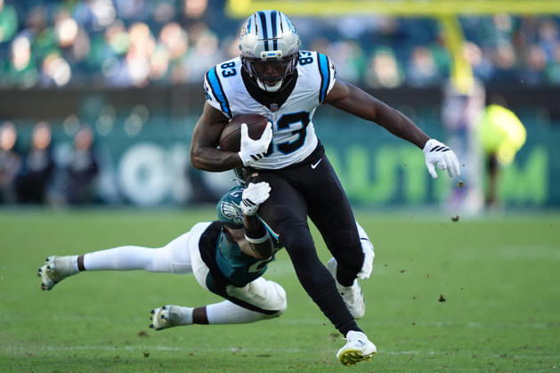 PHILADELPHIA, PA - OCTOBER 18: Carolina Panthers wide receiver David Moore (83) carries the ball on a reception in the second half during the game between the Carolina Panthers and Philadelphia Eagles on October 18, 2026 at Lincoln Financial Field in Philadelphia, PA. (Photo by Kyle Ross Icon Sportswire) NFL, American Football Herren, USA OCT 18 Panthers at Eagles EDITORIAL USE ONLY Icon26101847