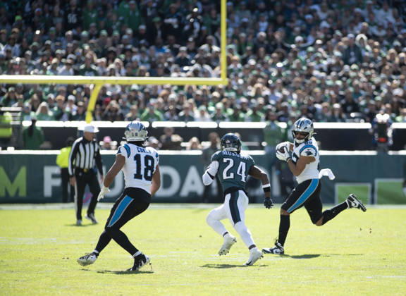 October 18, 2026, Philadelphia, Pennsylvania, United States: Panthers TE TOMMY TREMBLE (82) in action against the Eagles S ANDREW MUKUBA (24) at Lincoln Financial Field in Philadelphia PA NFL, American Football Herren, USA 2026: Panthers 25 : 14 Eagles  - ZUMArf1_ 20261018_zaf_rf1_006 Copyright: xRickyxFitchettx