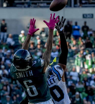 October 18, 2026, Philadelphia, Pa, USA: Oct 18, 2026; Philadelphia, PA, USA; Carolina Panther safety Zakee Wheatley (20) has a potential inteception broken up by Philadelphia Eagles wide receiver DeVonta Smith (6) during the NFL, American Football Herren, USA football matchup between the Carolina Panthers and Philadelphia Eagles at Lincoln Financial Field. The Panthers defeated the Eagles 25-14.Mandatory Credit: -Cal Media Philadelphia USA - ZUMAcs17 20261018_faf_cs17_050 Copyright: xScottxSeriox