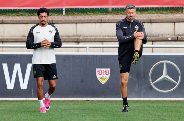 19.10.2026, Stuttgart, Fußball UEFA Champions League, Saison 2026-2027, VfB Stuttgart Training, Tiago Tomas, Maik Franz
