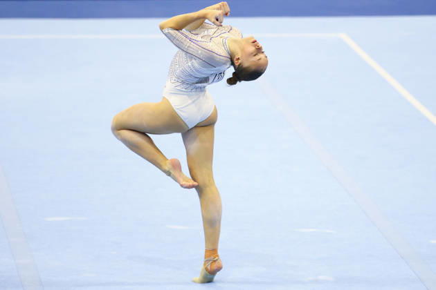 October 19, 2026, Rotterdam, Netherlands: ELENA COLAS of Team France performs on the Floor Exercise during the Women s Qualification subdivision 6 10 of the 54th Artistic Gymnastics World Championships at the Ahoy Arena in Rotterdam, Netherlands. Rotterdam Netherlands - ZUMAc179 20261019_zep_c179_005 Copyright: xMickaelxChavetx