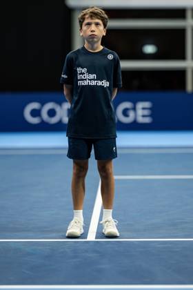 Ball kid pictured during the European Open ATP, Tennis Herren tennis tournament in Brussels, on 19 October. This year s edition of the tournament is taking place from 17 to 25 October DAVIDxPINTENS  x190297996x