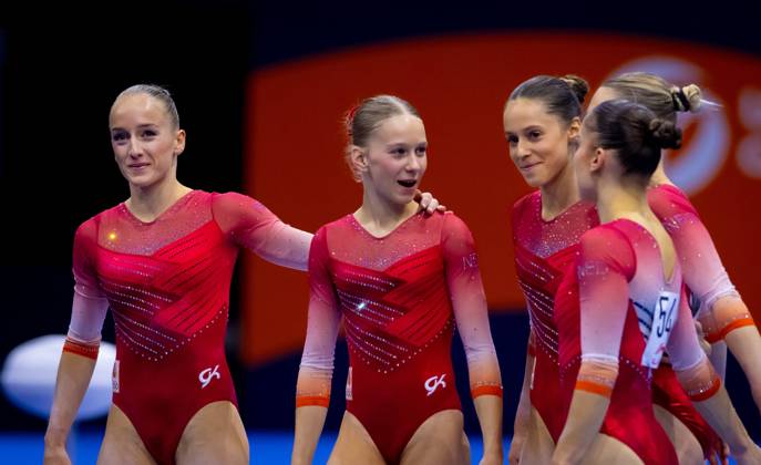 ROTTERDAM - The Dutch gymnasts in action during the qualifications at the World Gymnastics Championships in Rotterdam Ahoy. IRIS VAN DEN BROEK ANP xVIxANPxSportx xxANPxIVx 572979414 originalFilename: 572979414.jpg