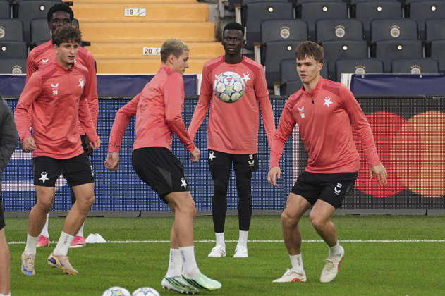 Ahead of Fenerbahce v Slavia Prague - UEFA Champions League ISTANBUL, TURKIYE - OCTOBER 19: Players of Slavia Prague attends the training session ahead of their UEFA Champions League match between Fenerbahce and Slavia Prague at Chobani Stadium in Istanbul, Turkiye, on October 19, 2026. Beyza Comert Anadolu Istanbul Turkey. Editorial use only. Please get in touch for any other usage.  Copyright: x2026xAnadoluxBeyzaxComertx