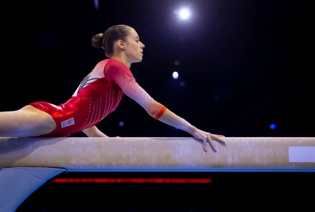ROTTERDAM - Naomi Visser during the qualifications at the World Gymnastics Championships in Rotterdam Ahoy. IRIS VAN DEN BROEK ANP xVIxANPxSportx xxANPxIVx 572980289 originalFilename: 572980289.jpg