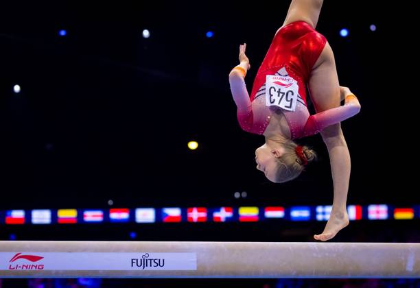 ROTTERDAM - Vera Ubbink during the qualifications at the World Gymnastics Championships in Rotterdam Ahoy. IRIS VAN DEN BROEK ANP xVIxANPxSportx xxANPxIVx 572980443 originalFilename: 572980443.jpg