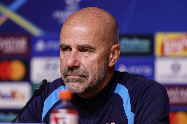 PORTO , 19-10-2026 , Estadio do Dragao , season 2026 2027 , UEFA Champions League football , press conference, PK, Pressekonferenz PSV , Picture shows PSV trainer coach Peter Bosz during the press conference Press conference and training PSV  x208820170x Copyright: