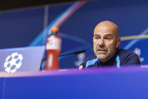 PORTO - PSV Eindhoven coach Peter Bosz of PSV Eindhoven during a press conference, PK, Pressekonferenz the day before the Champions League match between Porto and PSV Eindhoven at the Estadio Do Dragao, on October 19, 2026 in Porto, Portugal. MORITZ MUELLER ANP xVIxANPxSportx xxANPxIVx 572984573 originalFilename: 572984573.jpg