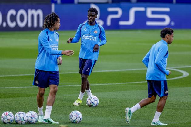 PORTO , 19-10-2026 , Estadio do Dragao , season 2026 2027 , UEFA Champions League football , press conference, PK, Pressekonferenz PSV , Picture shows PSV Player Ayoni Santos Press conference and training PSV  x208823137x Copyright: