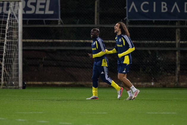 Ahead of Fenerbahce v Slavia Prague - UEFA Champions League ISTANBUL, TURKIYE - OCTOBER 19: N Golo Kante and Matteo Guendouzi of Fenerbahce takes part during the training session ahead of their UEFA Champions League match between Fenerbahce and Slavia Prague at Chobani Stadium in Istanbul, Turkiye, on October 19, 2026. Celal Gunes Anadolu Istanbul Turkey. Editorial use only. Please get in touch for any other usage.  Copyright: x2026xAnadoluxCelalxGunesx