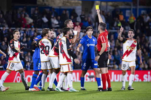 Getafe CF v Rayo Vallecano - La Liga EA Sports 2026 27 October 19, 2026, Estadio El Coliseum, Getafe, Madrid, Spain: Referee shows the yellow card to Djene Dakonam of Getafe during La Liga EA Sports match between Getafe and Rayo Vallecano at Estadio El Coliseum on October 19, 2026 in Madrid, Spain. Getafe Estadio Coliseum Madrid Spain Copyright: xAlejandroxMatiasxAcostax