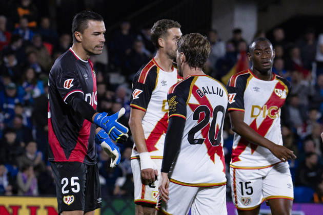 Getafe CF v Rayo Vallecano - La Liga EA Sports 2026 27 October 19, 2026, Estadio El Coliseum, Getafe, Madrid, Spain: Adria Pedrosa, Florian Lejeune and Ivan Balliu celebrate the save of Emil Audero during La Liga EA Sports match between Getafe and Rayo Vallecano at Estadio El Coliseum on October 19, 2026 in Madrid, Spain. Getafe Estadio Coliseum Madrid Spain Copyright: xAlejandroxMatiasxAcostax